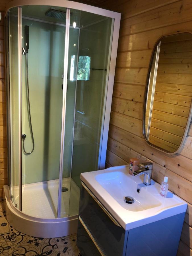 Chalet De La Source Роньяк Екстер'єр фото