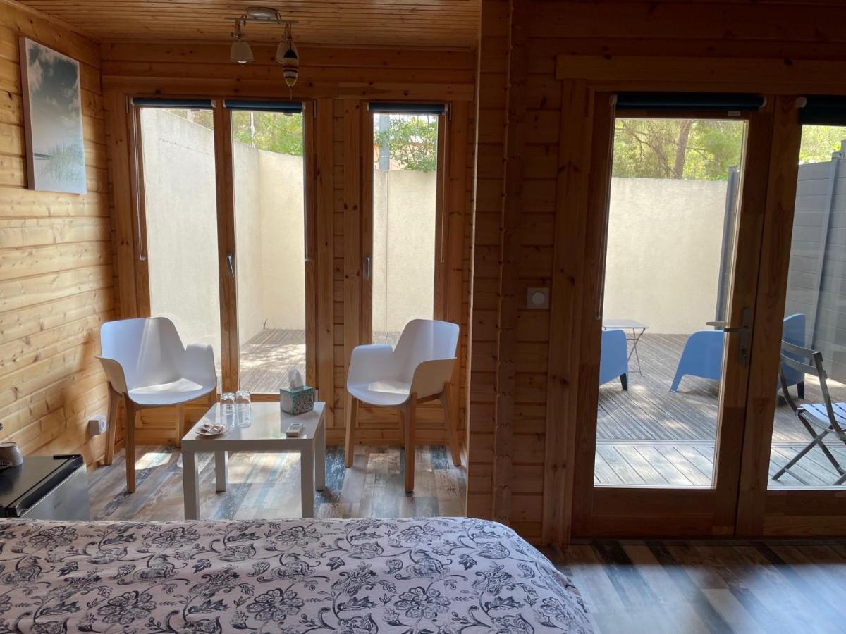 Chalet De La Source Роньяк Екстер'єр фото