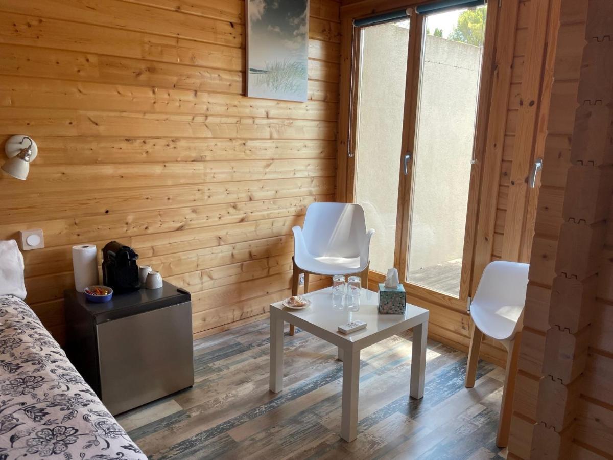 Chalet De La Source Роньяк Екстер'єр фото